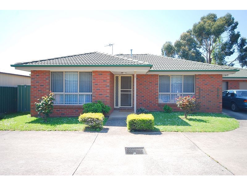 5/207 Yarrowee Street, Sebastopol VIC 3356