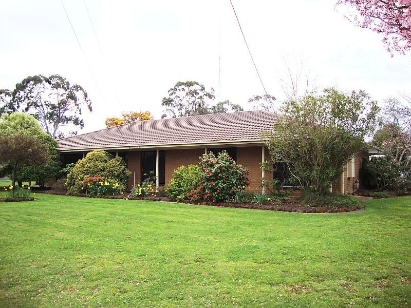 3 Banyule Drive, Delacombe VIC 3356