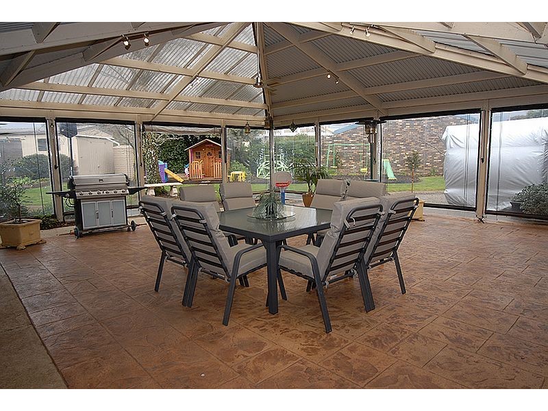 3 Banyule Drive, Delacombe VIC 3356