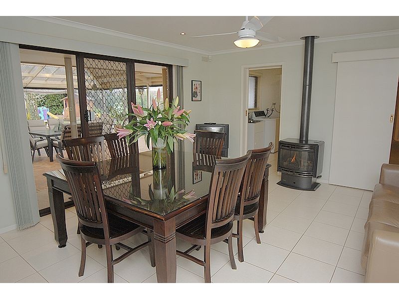 3 Banyule Drive, Delacombe VIC 3356