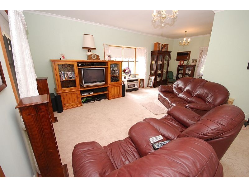 7 Troys Road, Waubra VIC 3352