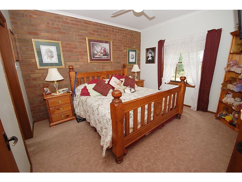 7 Troys Road, Waubra VIC 3352