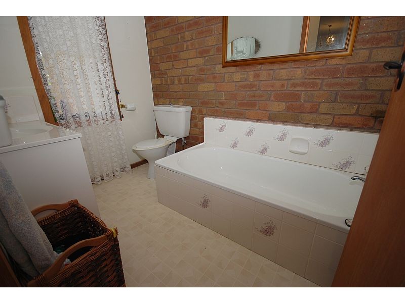 7 Troys Road, Waubra VIC 3352