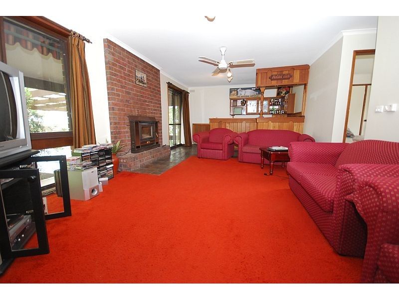 129 Hendersons Road, Smythes Creek VIC 3351