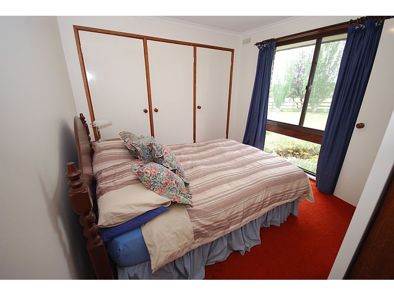 129 Hendersons Road, Smythes Creek VIC 3351