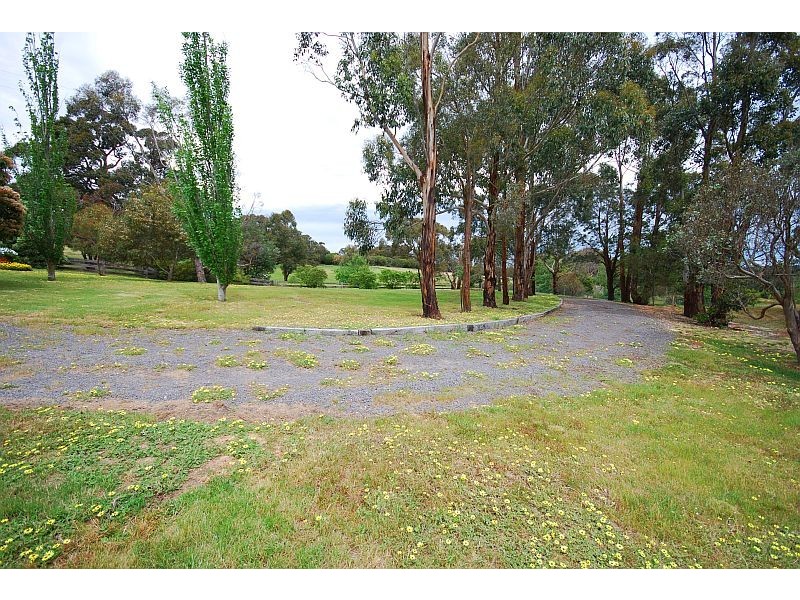 129 Hendersons Road, Smythes Creek VIC 3351