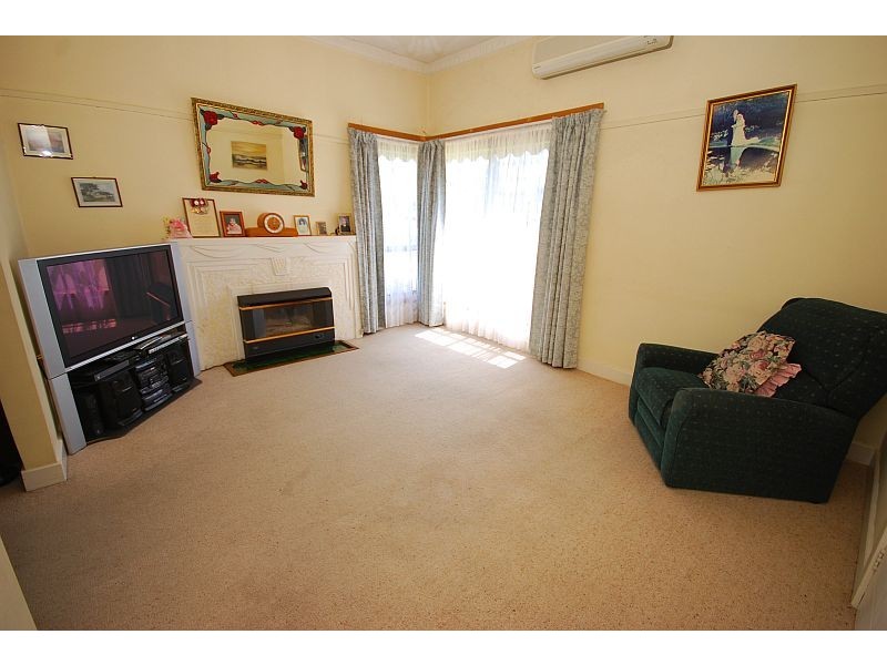 1 Leith Street, Redan VIC 3350