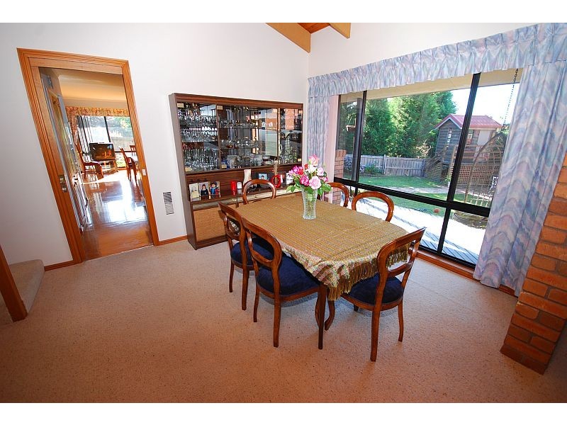 4 Ellerslie Drive, Ballarat North VIC 3350