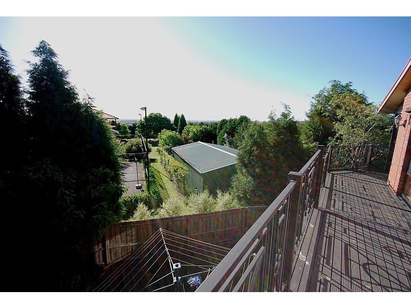 4 Ellerslie Drive, Ballarat North VIC 3350