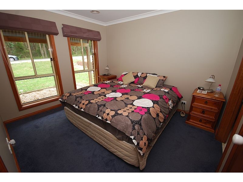 104 Greenhill Road, Mount Helen VIC 3350