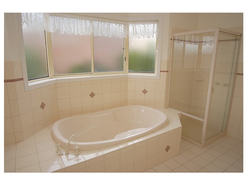 35 Dyson Drive, Alfredton VIC 3350