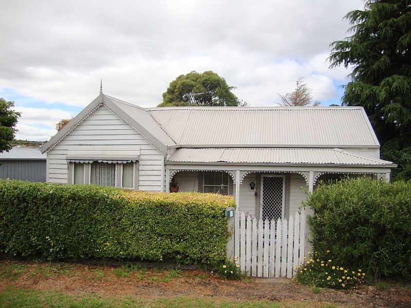 16 Glazebrook Street, Ballarat VIC 3350
