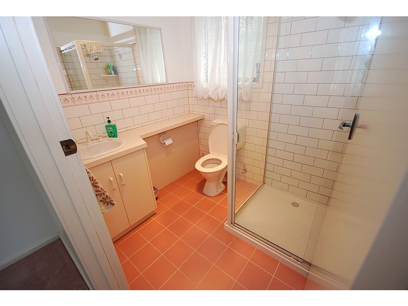 70 Marie Crescent, Wendouree VIC 3355