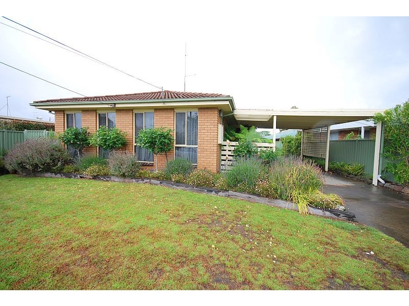 70 Marie Crescent, Wendouree VIC 3355