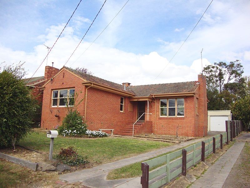 837 Laurie Street, Mount Pleasant VIC 3350