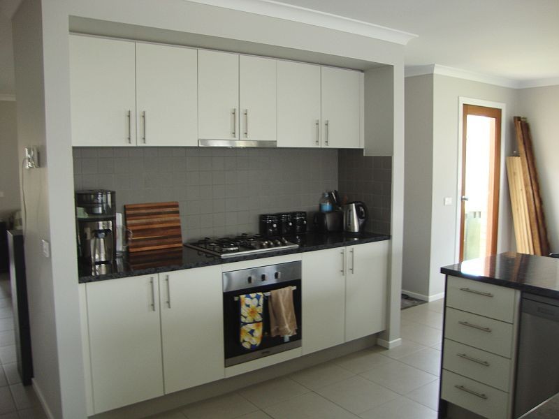 7 Cartledge Avenue, Mount Clear VIC 3350