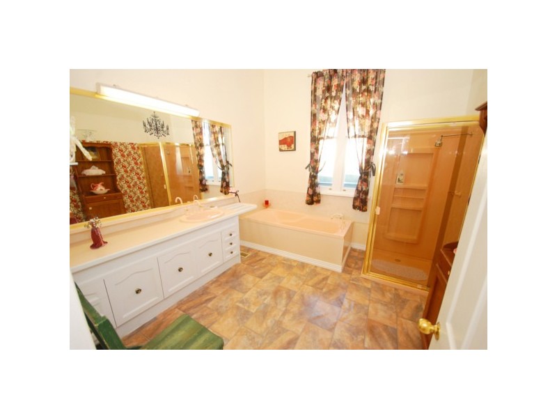 431 Eureka Street, Eureka VIC 3350