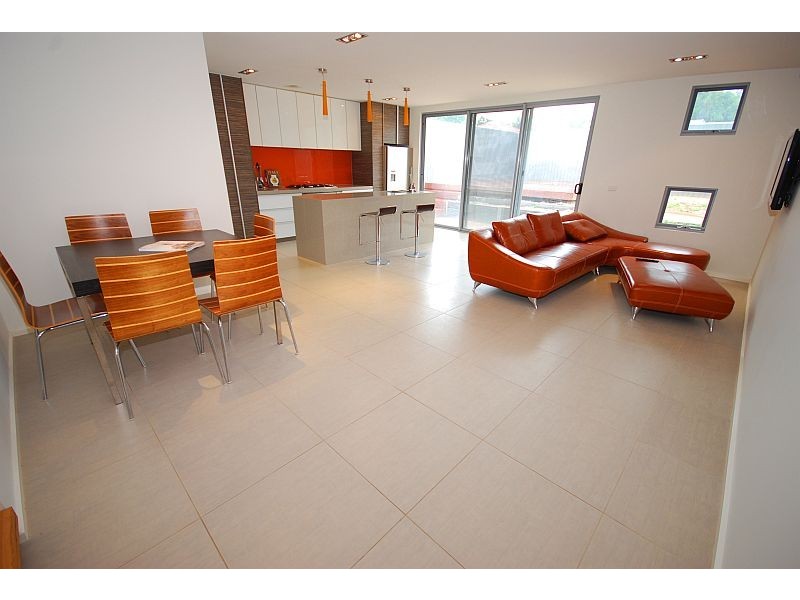 2/504 Sherrard Street, Black Hill VIC 3350