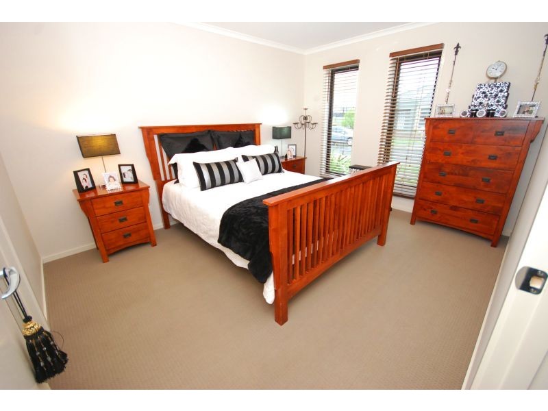 11 Rorey Street, Delacombe VIC 3356