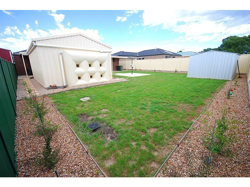 20 Mount View Drive, Sebastopol VIC 3356