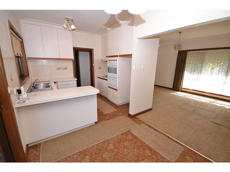 4 Margaret Street, Wendouree VIC 3355