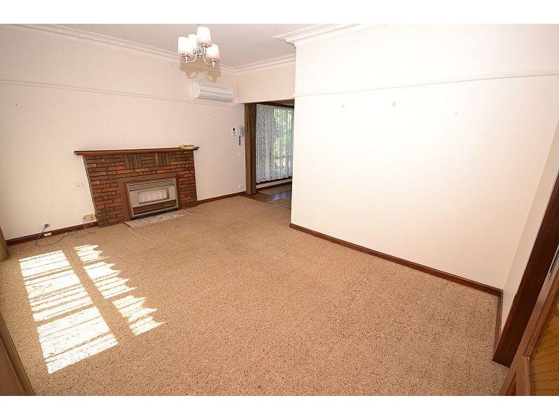 4 Margaret Street, Wendouree VIC 3355