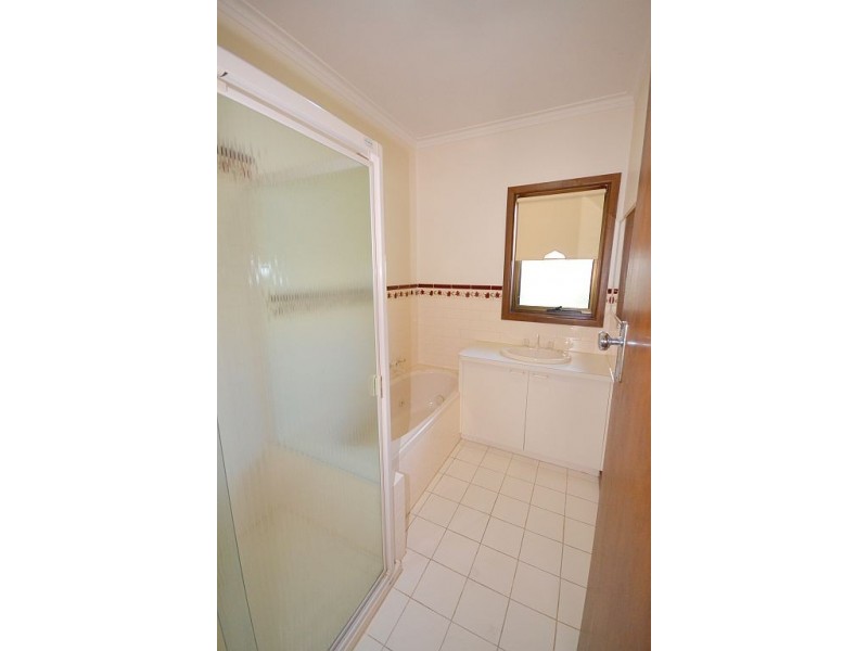 4 Margaret Street, Wendouree VIC 3355