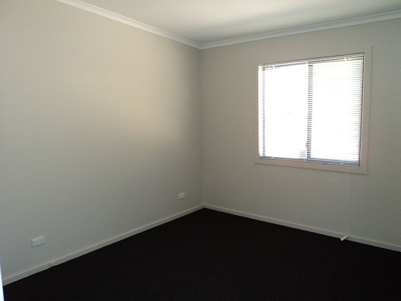 32 Young Street, Linton VIC 3360