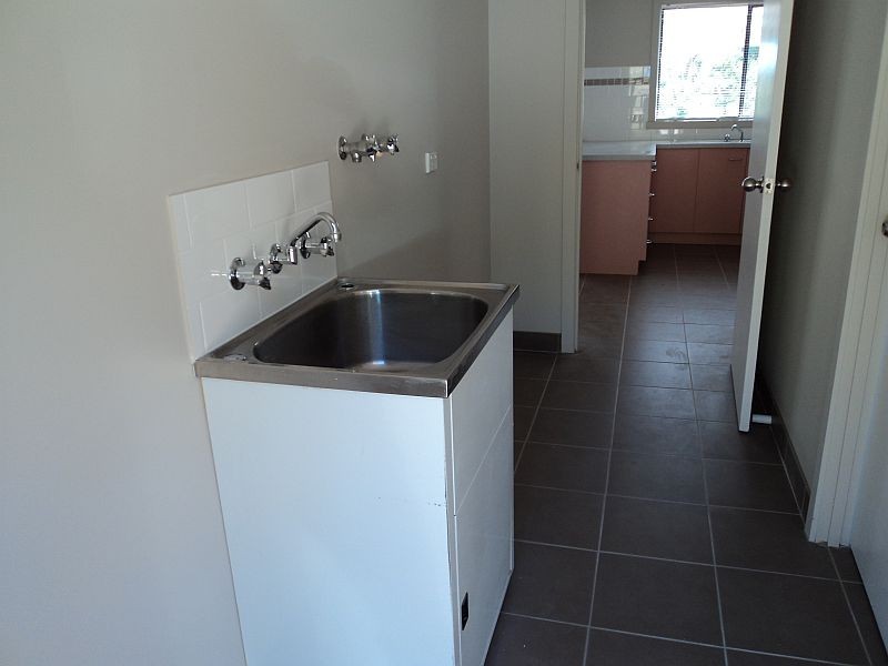 32 Young Street, Linton VIC 3360