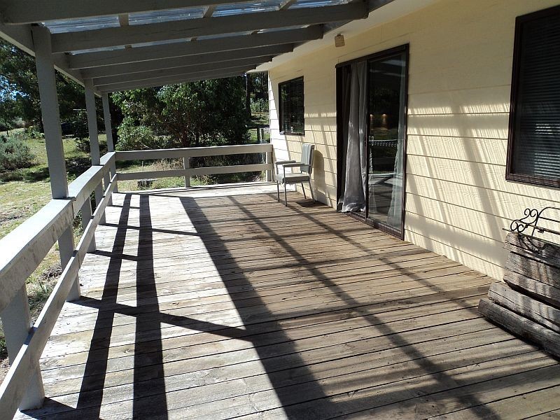 32 Young Street, Linton VIC 3360