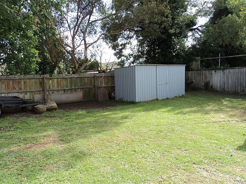 8 Waldemar Street, Wendouree VIC 3355