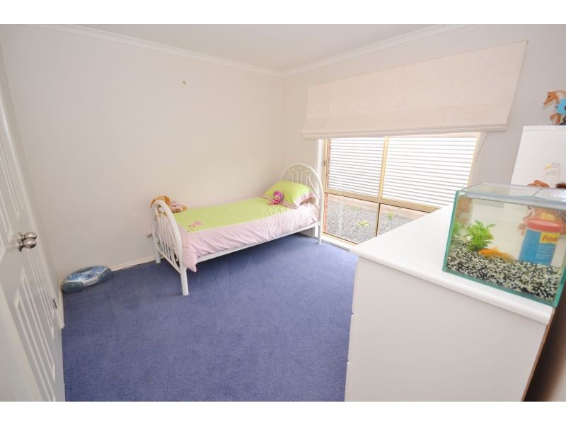 19 Elizabeth Road, Creswick VIC 3363