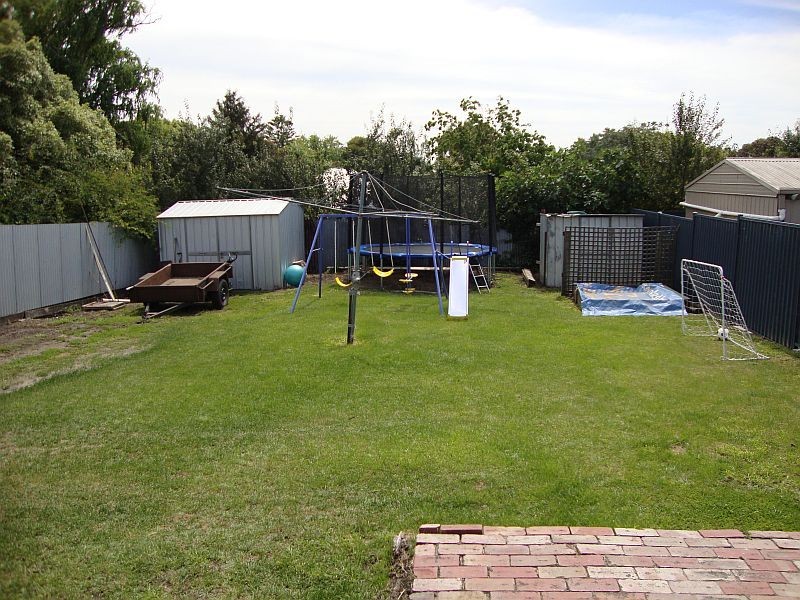 14 Peake Street, Golden Point VIC 3350