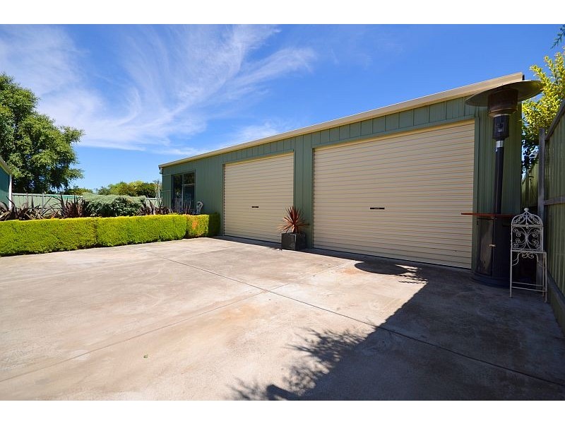 14 Lesters Road, Bungaree VIC 3352