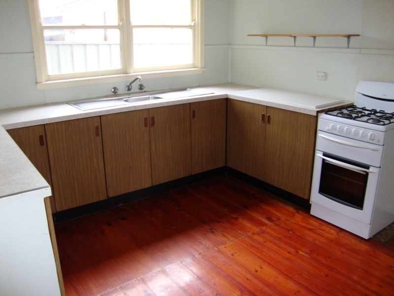 6 Milverton Lane, Canadian VIC 3350