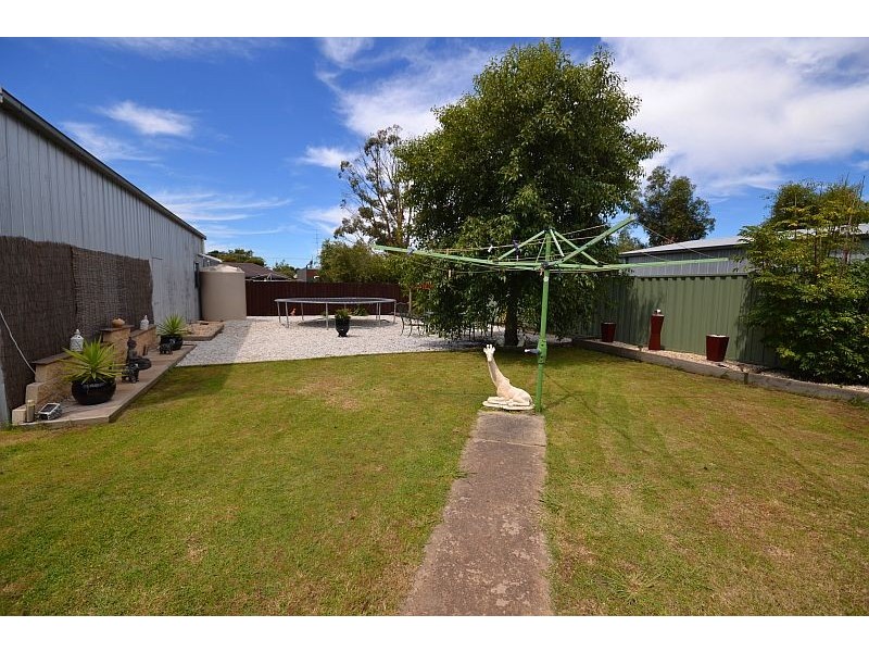 13 Cromwell Street, Sebastopol VIC 3356