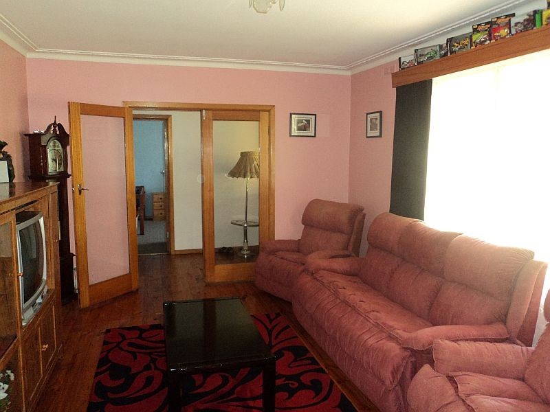 18 Ronans Road, Springbank VIC 3352