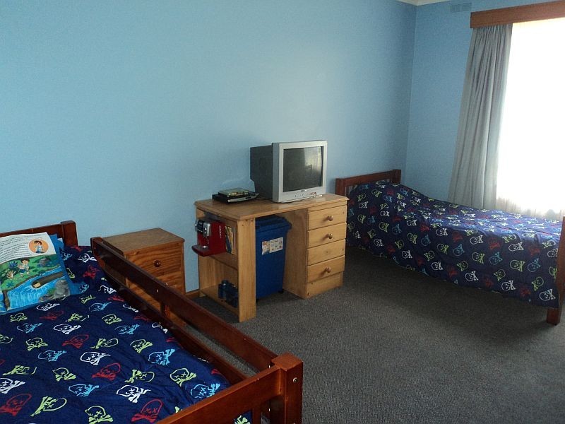 18 Ronans Road, Springbank VIC 3352