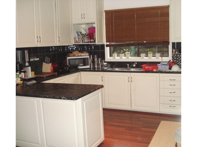 8 Park Street, Redan VIC 3350