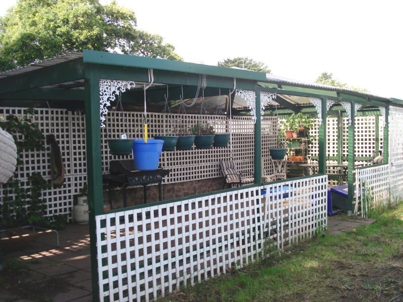 8 Park Street, Redan VIC 3350