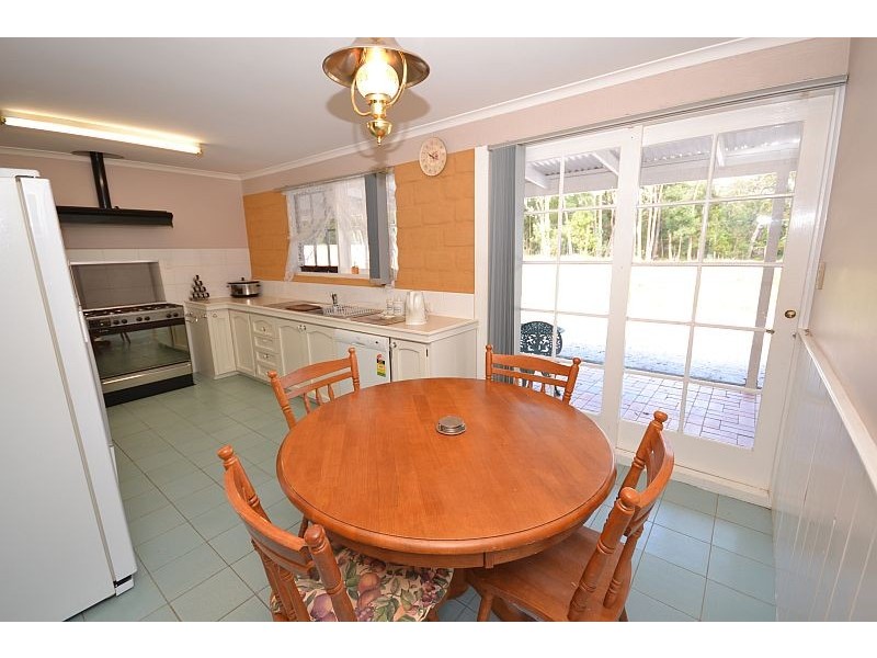 4 Laurence Drive, Snake Valley VIC 3351