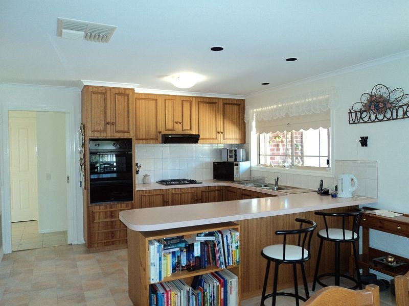 27 Shari Drive, Delacombe VIC 3356