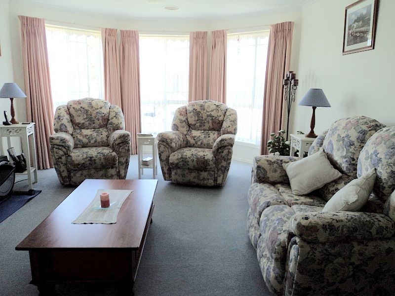 27 Shari Drive, Delacombe VIC 3356