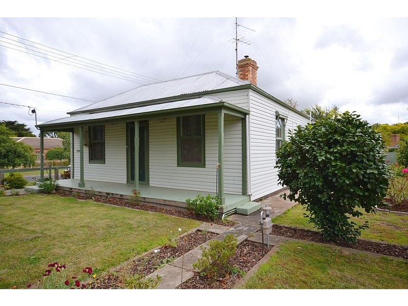 1010 Warrenheip Street, Buninyong VIC 3357