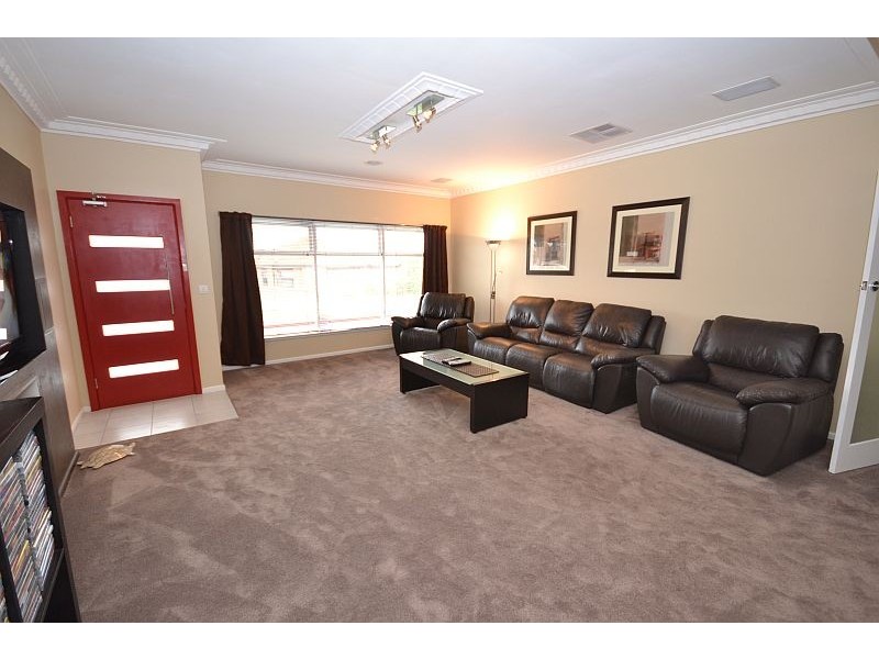 31 Head Street, Wendouree VIC 3355