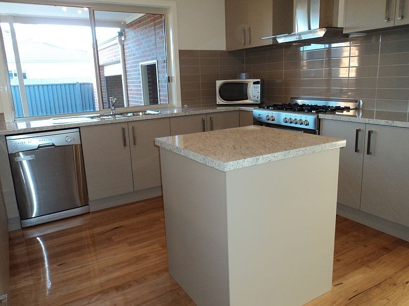 5 Holestein Close, Delacombe VIC 3356