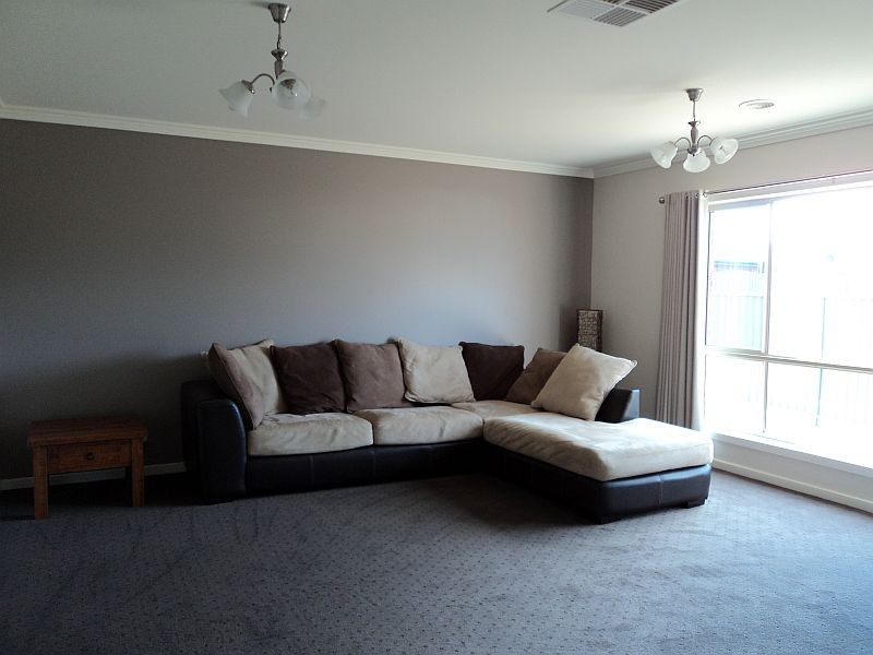 5 Holestein Close, Delacombe VIC 3356