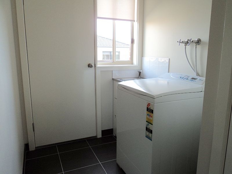 5 Holestein Close, Delacombe VIC 3356