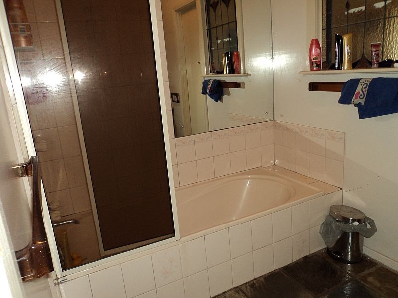 4 Fisher Street, Wendouree VIC 3355