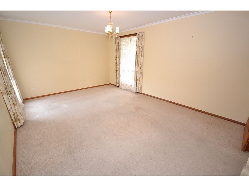 25 Kowree Crescent, Sebastopol VIC 3356